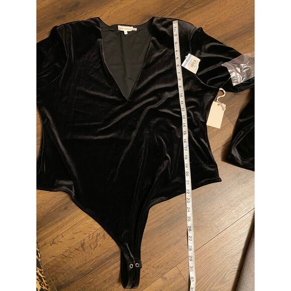 NWT Good American Crushed Velvet Thong Bodysuit sz: 7 (4XL) - Picture 13 of 14